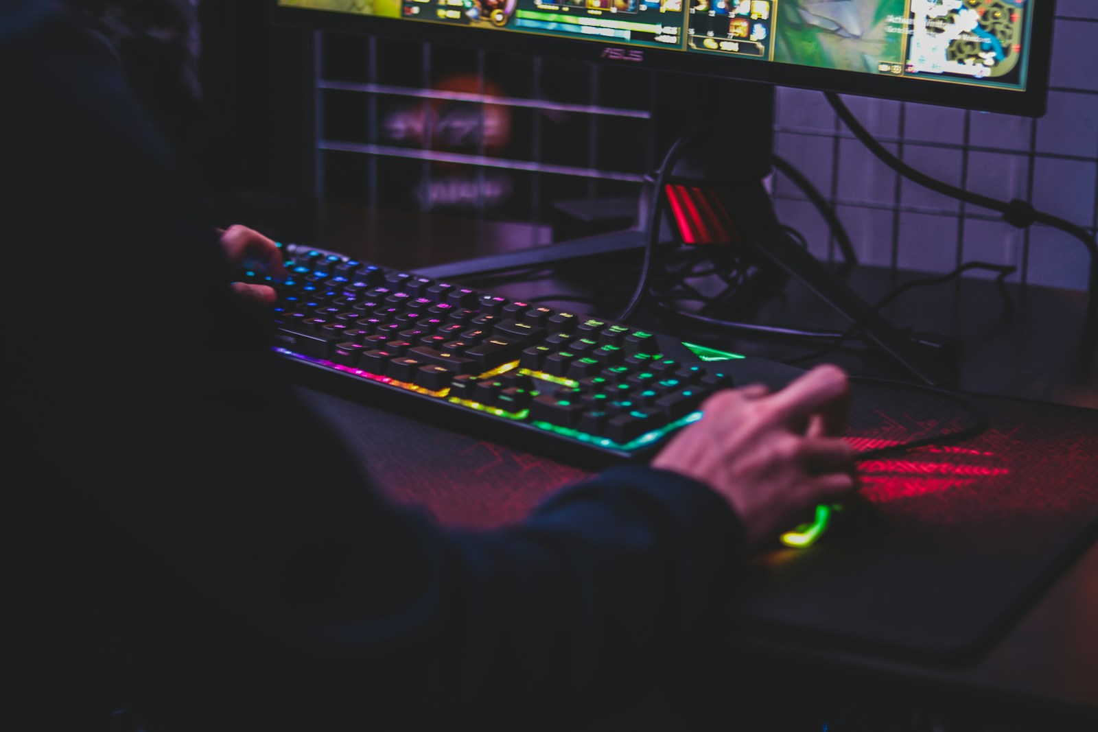 Person playing on a desktop computer